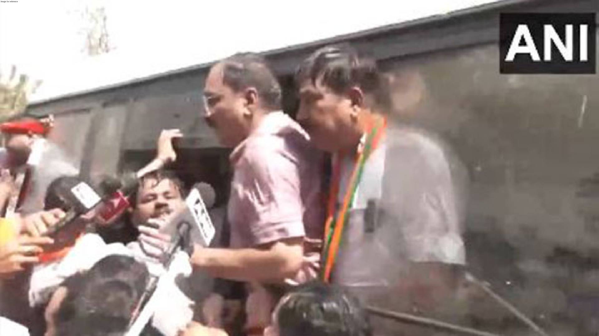 Delhi BJP chief Virendraa Sachdeva detained while protesting for Kejriwal's resignation